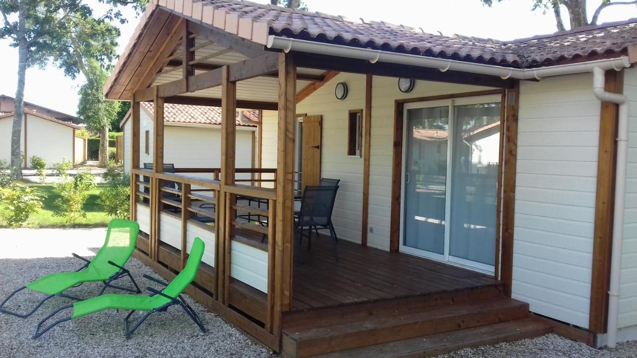 Chalet Avec Piscine Azur Exterior foto